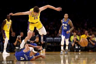 了自己的领 了自己的领