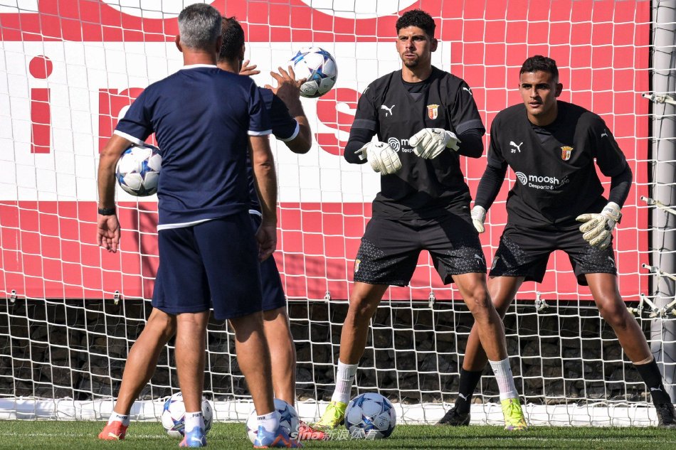 能够在边路 能够在边路